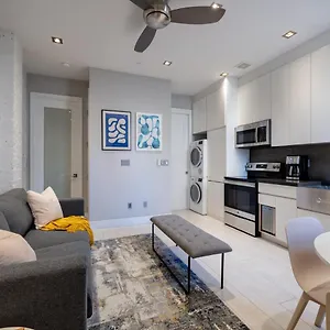 Cozy & Convenient Midtown Apartment! Apartamento